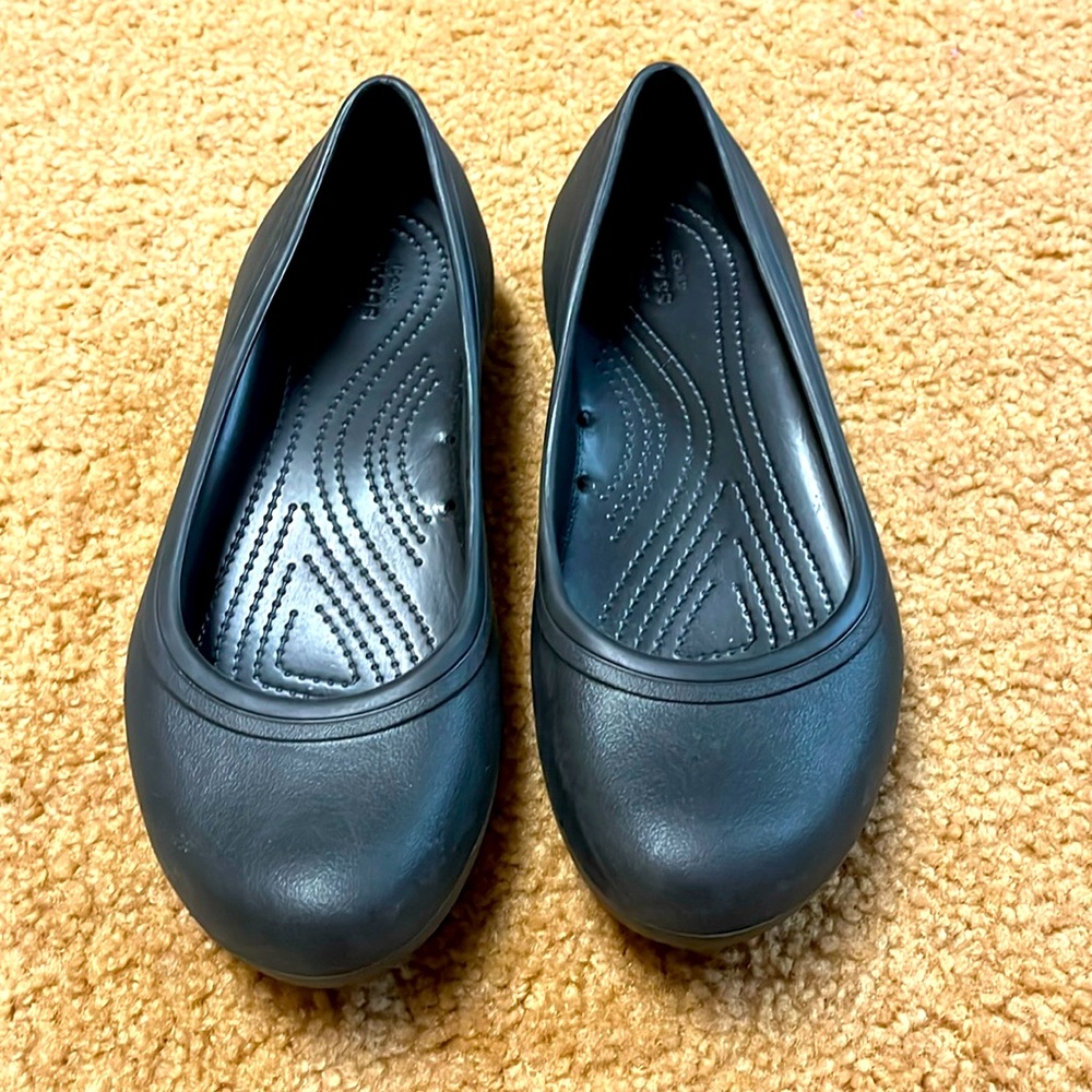 Crocs Size 9 . Black . Like new